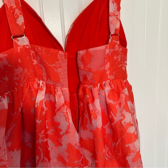 NWT Lizard Thicket Red Floral Layered Hem Mini Dress Size Medium - Picture 6 of 12